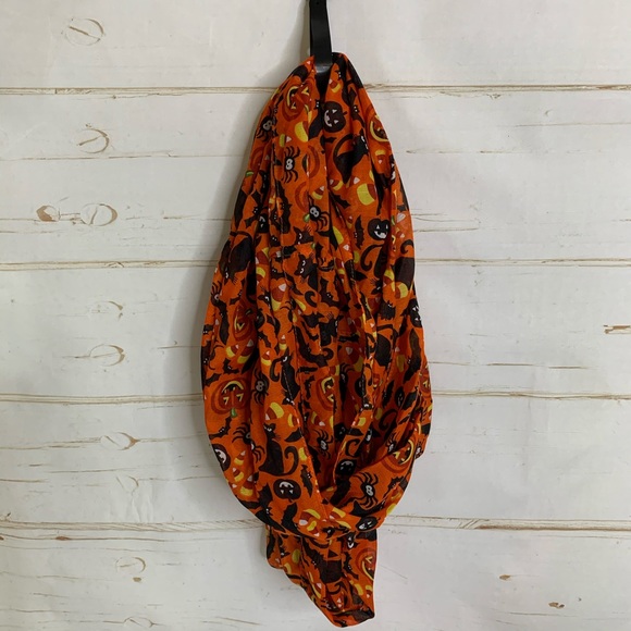Halloween Infinity Loop Scarf Cats Pumpkins Bats - Picture 2 of 3